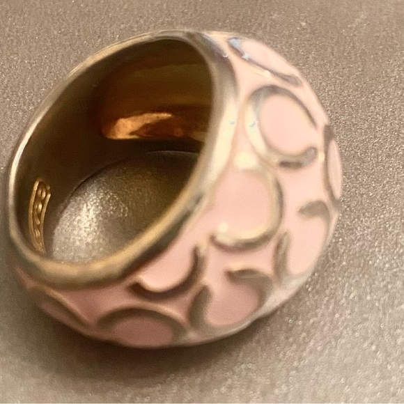Vintage Pink/Silver Color Ring - Picture 2 of 7
